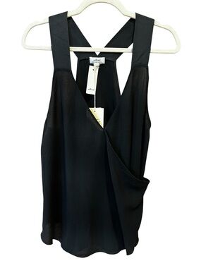 Wilfred Aritzia V Neck Wrap Front Sleeveless Top Black Size Medium NWT Minimal